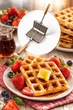 Форма для выпечки бельгийских ( венских вафель) с ручками - изображение 7