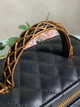 Жіноча сумочка бочонок у чорному кольорі 8391 - зображення 2