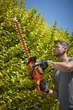 Кущоріз електричний BLACK+DECKER, 0.65 кВт, довжина ножа 60 см, діаметр гілок 25 мм, з допоміжним ножем, вага 3.52 кг (BEHTS551) - изображение 5