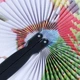 Складной бумажный веер с декоративным рисунком в китайском стиле 1 шт. Цветной - изображение 4