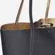 Набор (сумка шоппер + клатч) женский Armani Exchange 813501379 Черный/Золотистый (1159855331) - изображение 9