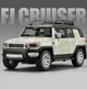 Модель машины Toyota FJ Cruiser в масштабе 1:24 имеет подвижные элементы и световые и звуковые эффекты - изображение 2