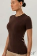 Футболка безшовна облягаюча GIULIA T-Shirt S/M Шоколад - зображення 1
