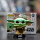 Ігрова фігурка Funko Pop! серії Мандалорець - Малюк із чашкою - изображение 6