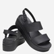 Sandały damskie na platformie Crocs Brooklyn Low Wedge W 206453-060 41 Czarne - obraz 3