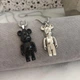 Кулоны парные Мишки Bearbrick чёрный + серебристый на цепочках, подвески для пары унисекс 4 см - изображение 7