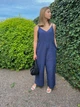 Комбінезон Uniqlo LINEN BLEND V NECK CAMISOLE JUMPSUIT розмір XXS темно синій (447079) - зображення 2