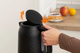 Електрочайник Gorenje K17SPB Strix 1,7 л пластик 2200 Вт Чорний матовий - зображення 9