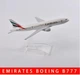 Модель літака Boeing 777 Emirates 1:400 металева лита колекційна модель пасажирського авіалайнера 16 см - зображення 1