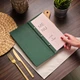 Текстильная папка для меню А6 Inko Horeca с креплением на планку и винты TM02A6 Зеленый - изображение 4