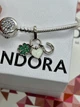 Шарм бусина (бусина) для браслетов Pandora "Четырехлистный клевер, сердечко и тройная подкова" - изображение 1