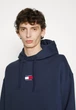 Худі Tommy Jeans Tommy Badge Синій L DM0DM10904 C87 - зображення 3