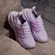 Женские кроссовки для бега Adidas Ultraboost 5 W JQ9075 37.5 (4.5UK) 23 см Ice Lavender (4068812360657) - изображение 11