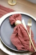 Марлевая салфетка для современной сервировки VTILENE , Pressed rose, 45х45 см - изображение 3