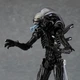 Фігурка Ксеноморф RESTEQ 16 см - колекційна фігурка Чужого з фільму "Alien" на підставці - зображення 3