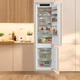 Холодильник Gorenje встраиваемый с нижн. мороз., 193,7x69x55см, 2 дв.,284(76)л, А+, NF+, Зона св-ти, Дисплей,Wi-Fi, белый - изображение 5