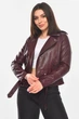 Куртка-косуха женская из экокожи бордового цвета Fashion размер 42 (210900) - изображение 1