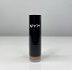 Увлажняющая помада для губ NYX Cosmetics Extra Creamy Round Lipstick LSS522 Circe - изображение 2