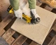 Шлифмашина угловая аккумуляторная Stanley FatMax SFMCG700M2K - изображение 5