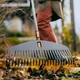 Насадка-грабли Fiskars OneClick L для листьев (1080673) - изображение 4