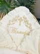 Крыжма для мальчика Family Tradition велюровая махра велюр плюш с вышивкой и оборками 100х100 см айвори Нежность и благородство - изображение 2