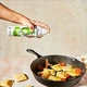 Масло авокадо спрей Chosen Foods Avocado Oil Spray набор 2 шт по 383 г - изображение 5