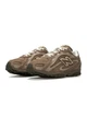 Жіночі кросівки New Balance 204L Coyote 38 - изображение 5