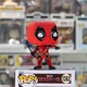 Фигурка Funko Pop серии Дэдпул 3 - Дэдпул (79766) - изображение 2
