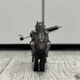 Коллекционная фигурка Гатс в доспехах Берсерка на коне — Мини-фигурка Berserk - изображение 6