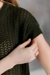 Женская вязаная футболка сетка ART KNIT оливка, S-M 043759 - изображение 9