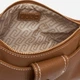 Torebka crossbody damska mała Liu Jo AA6064E1109-80933 Ciemnobeżowa (800070353984) - obraz 4