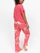 Піжама жіноча Cyberjammies Amelia 5400-5390 з трикотажним топом та штанами якісна 26/6XL Кораловий з принтом рибок (5051877645431) - зображення 2