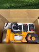 Професійна акумуляторна пила DeWalt DCM575N (48V, 6Ah) Безщіткова пилка АКБ з автозмащенням ланцюга та шиною 40см Девольт - изображение 9