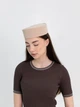 Шляпа таблетка с камушками D.Hats Бежевый - изображение 7