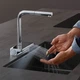 Cмеситель для кухни с выдвижной лейкой HANSGROHE Aquno Select M81 хром латунь 73836000 - изображение 2