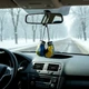 Брелок боксерские перчатки 10 см желто-синие из искусственной кожи для ключей и авто - изображение 6