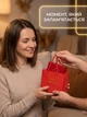 одарочный набор маме: кулон подвеска "Mom" в коробке с розами — оригинальный подарок на День матери, юбилей - изображение 5