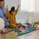 Ігровий набір Thomas & Friends Доставка бочок - Заряджання та вогонь JDF26 (0194735282425) - зображення 8