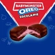 Печиво Oreo Babymonster Socolapieз полуничним маршмелоу в шоколаді (з колекційними картками) 168 г - зображення 3