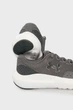 Дитячі сірі кросівки UA BGS Surge 4 Under Armour 36 3027103-101 - зображення 2