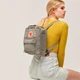 Женский рюкзак FJALLRAVEN, повседневный, вместительный, школьный, модель 23561-021, цвет «туманно-серый», объем 7 л. - изображение 1