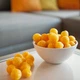 Сирні кульки Utz Cheese Balls White Cheddar Білий Чеддер 439,4 г - зображення 3