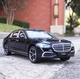 Коллекционная металлическая модель автомобиля Mercedes-Benz S-Class S400L (W223) 1:24 черная(световые и звуковые эффекты) - изображение 9