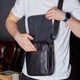 Мужская кожаная сумка с клапаном Tiding Bag TD-20033 24×20×6 черная — вместительный мессенджер планшет через плечо - изображение 4
