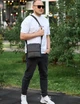 Мужская кожаная сумка через плечо Tiding Bag 48450 — компактный мессенджер с клапаном, 2 отделения, барсетка 21×23×5.5 черная - изображение 10