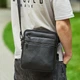Чоловіча шкіряна сумка через плече Tiding Bag 711511 23×26×8 чорна — місткий месенджер з кишенями для документів і телефону - зображення 9