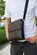 Мужская кожаная сумка через плечо Tiding Bag A75-181 23×26×6 черная — компактный мессенджер планшет для документов - изображение 8