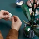 Конструктор інтер’єрна квітка Орхідея в горщику, серія Ботаніка, сумісний з відомими брендами - зображення 15