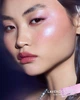 Хайлайтер Fenty Beauty Diamond Bomb All-Over Diamond Veil — Lavender Luv'r (43962632896557) - изображение 3