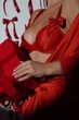 Комплект белья: бюстгальтер с уплотнённой чашкой и трусики стринг Victoria's Secret 42(S) Красный (145945) - изображение 9